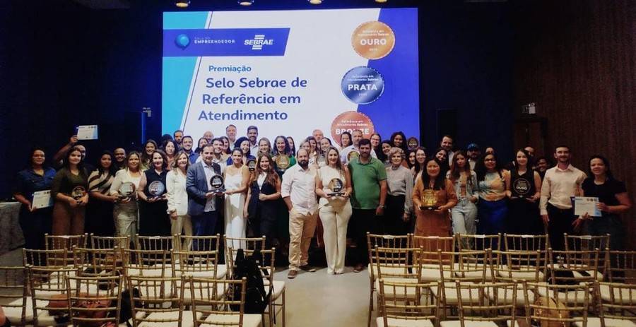 Left or right selo ouro sebrae 